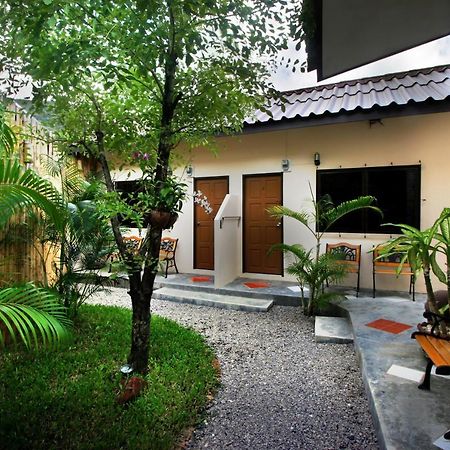 Karon Pool Hotel Exterior foto